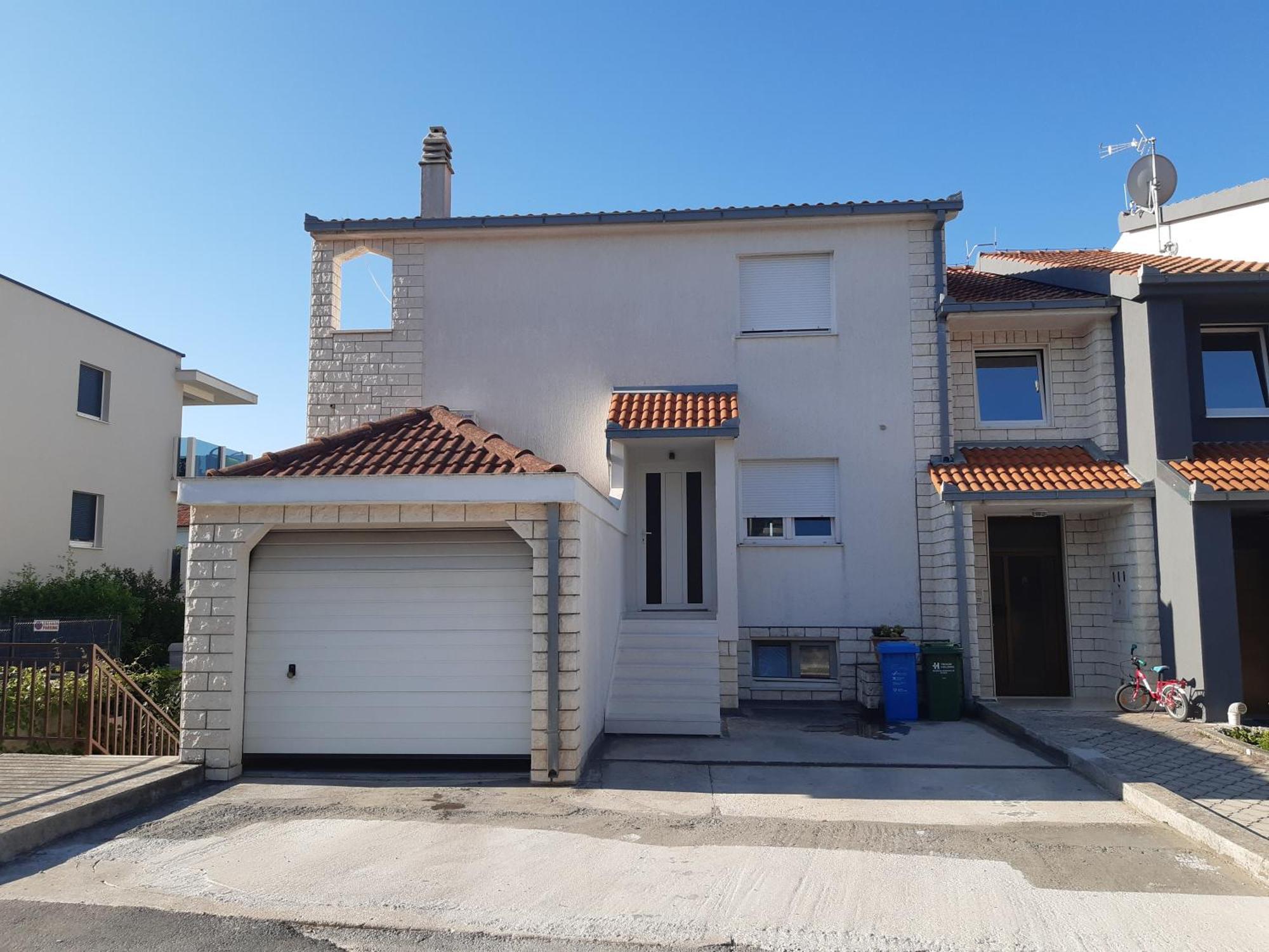 Apartmani Josipa Trogir Ngoại thất bức ảnh