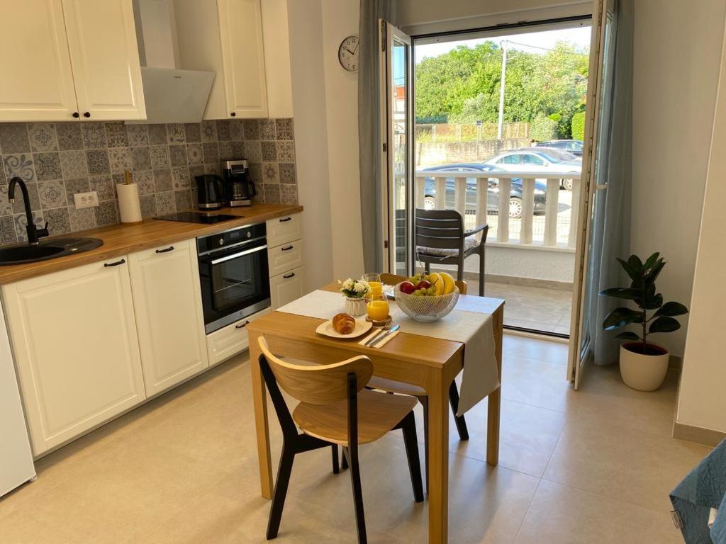 Apartmani Josipa Trogir Ngoại thất bức ảnh