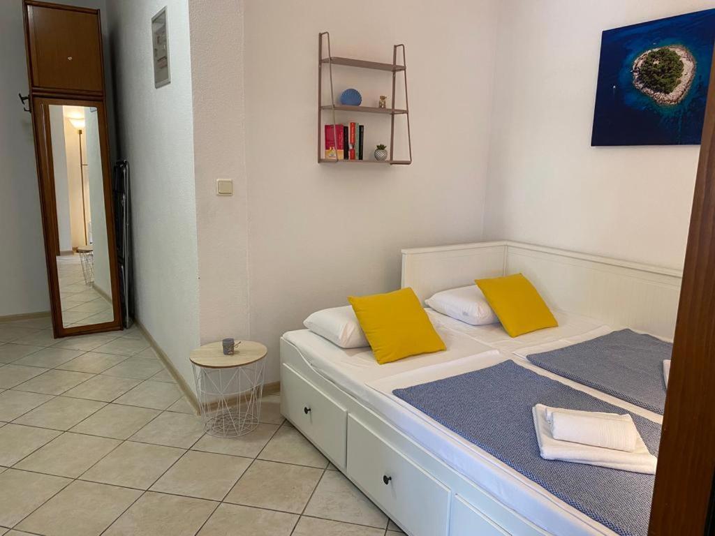Apartmani Josipa Trogir Ngoại thất bức ảnh