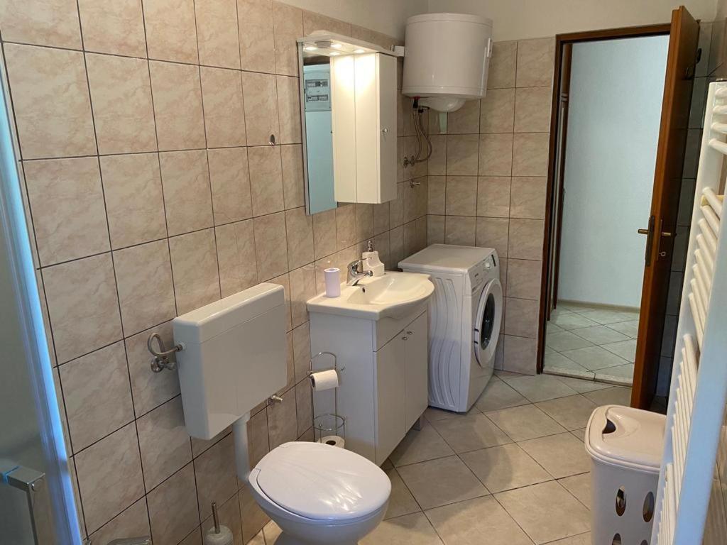 Apartmani Josipa Trogir Ngoại thất bức ảnh