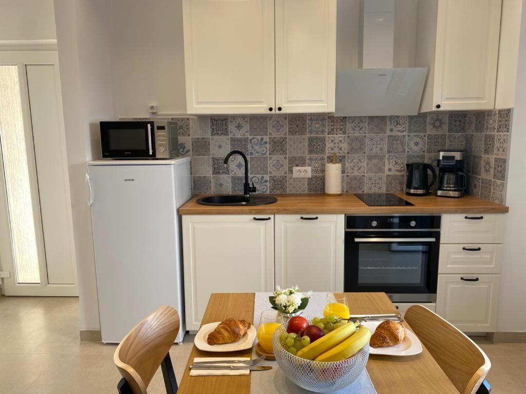 Apartmani Josipa Trogir Ngoại thất bức ảnh